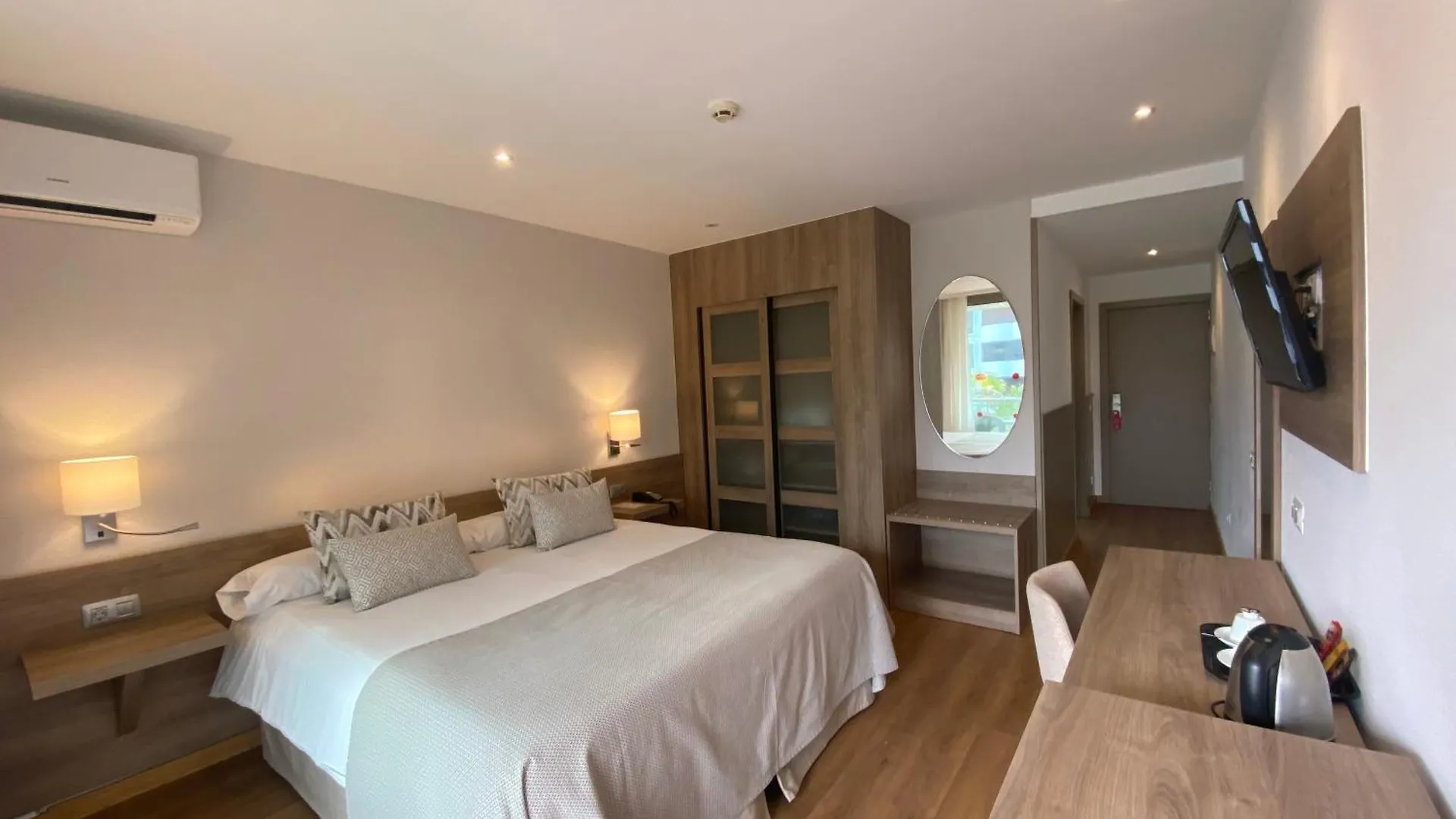 ****  Hotel Colon Rambla Santa Cruz de Tenerife Spain